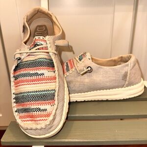 Hey Dude Striped Multicolor women’s Loafers